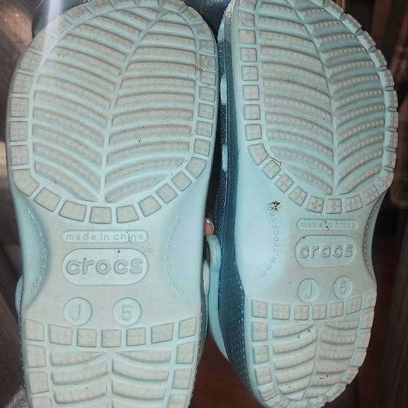 ☆Crocs Blue Iridescent Glitter Crocs☆ - Picture 6 of 6